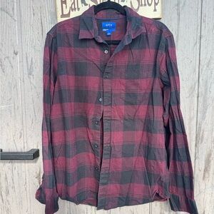 Apt. 9 Men's Casual Red and Black Checkered Shirt